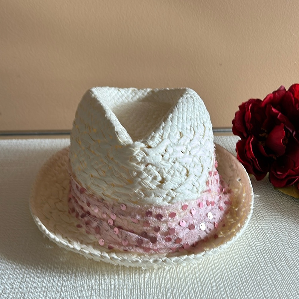 HAT BY CANDIE’S❤️❤️